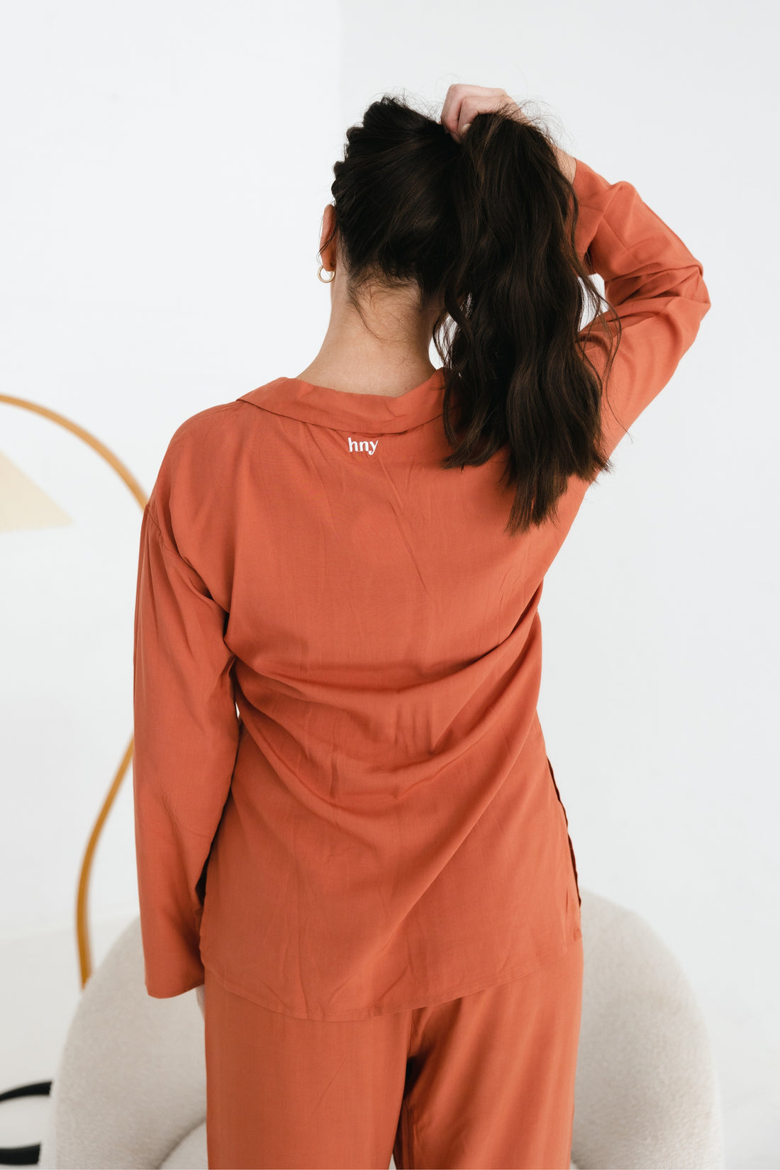 Alle Set in Baked Clay and Brandy